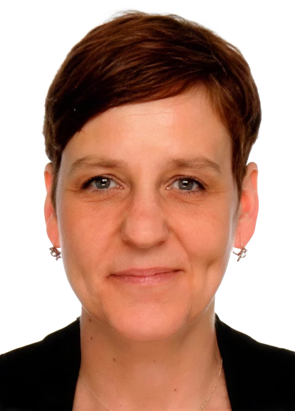 Hebamme Kathrin Peter-Stiens